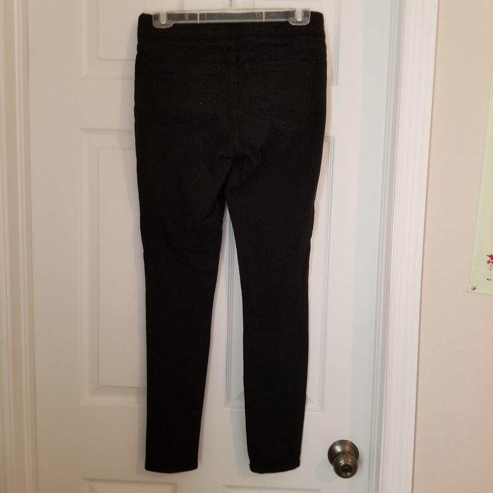 Black Old Navy Super Skinny Jeggings